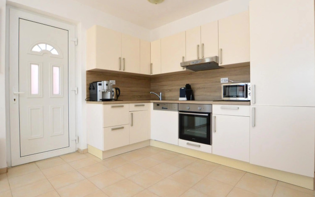 TOP-APARTMENT MONTENEGRO, with private Pool!