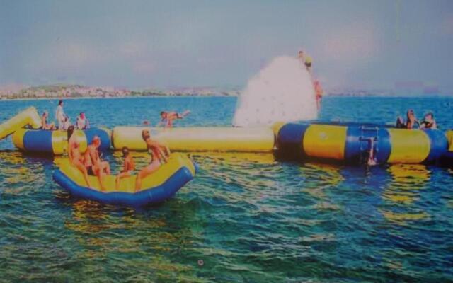 Apartment Yelena Rose West