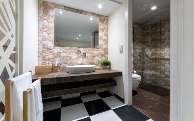 Oinoelia Luxury Suites & Residence