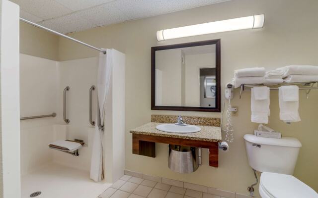 Comfort Inn Bismarck