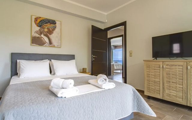 Penny Toroneus Edge by Rentalspro - Anioti