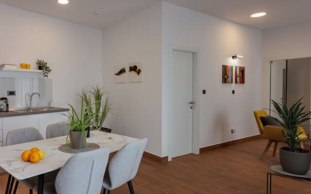 Terra 5 Deluxe apartment with parking