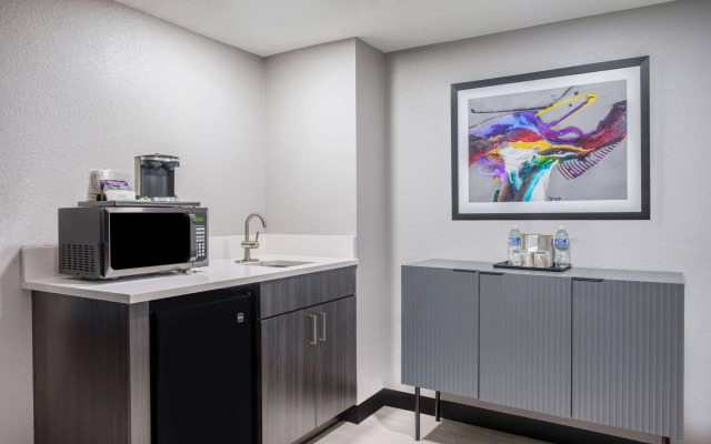 Wyndham Indianapolis Airport