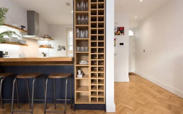 Luxury 3 Bed Town House in Angel