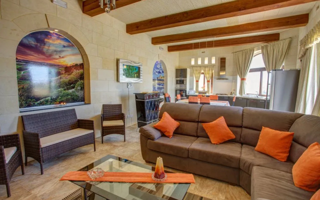 Country Views Bed & Breakfast