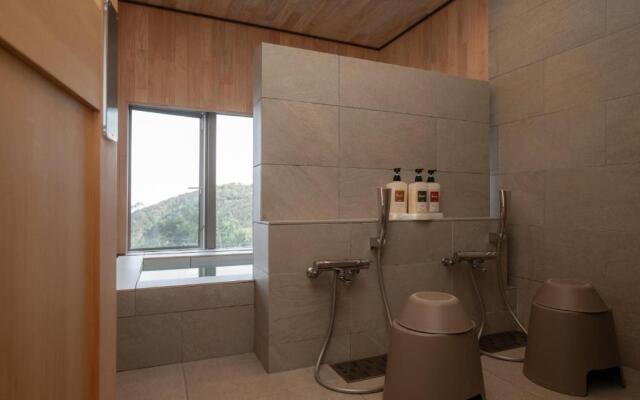 Gardenvilla Shirahama Resort Hotel
