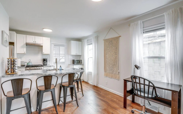 Walkable Dtwn Townhome Near Campus & Palmer Square