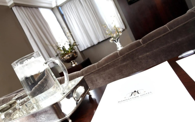 Manhattan Hotel