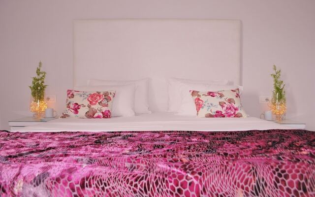 Stella Maria Apartments