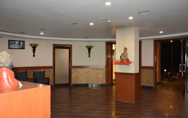 The Grand Neelam Hotel