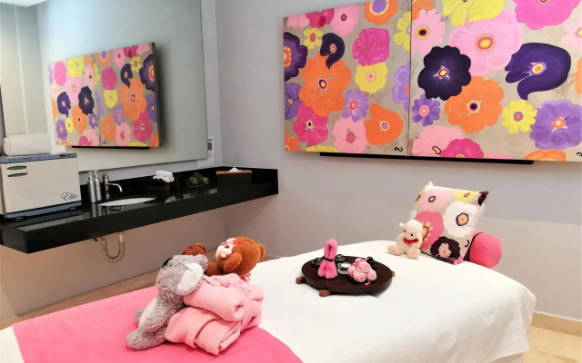 The Fives Beach Hotel - Á la Carte All Inclusive