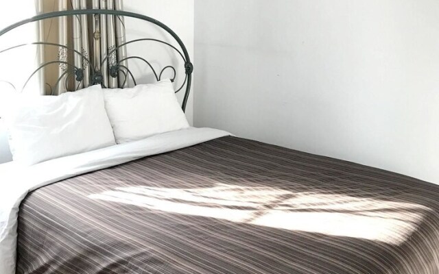 House With 3 Bedrooms in Carignan, With Enclosed Garden and Wifi