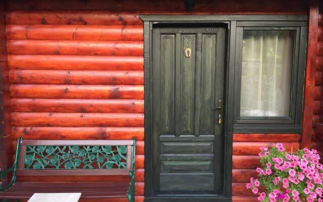 Holiday Homes & Bungalows Povija