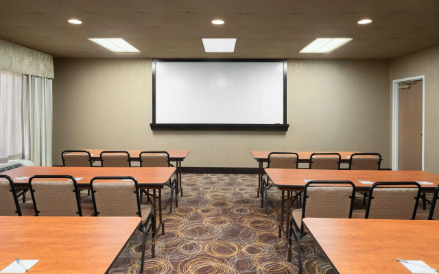 Hampton Inn Pell City