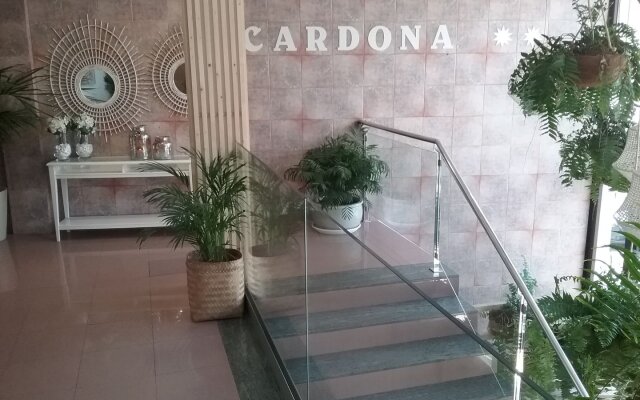 Hostal Residencia Cardona