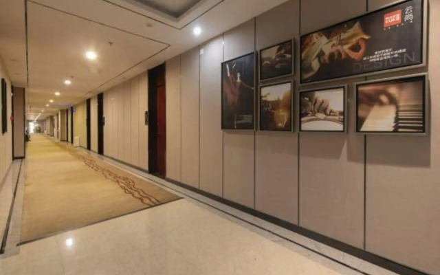 Bohuang Hotel