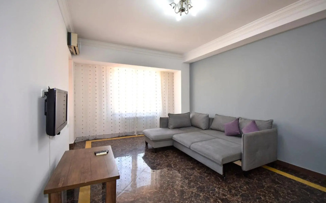 Buzand street 1 bedroom Modern apartment near Republic Square BU955