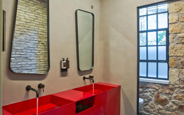 The Foundry Suites