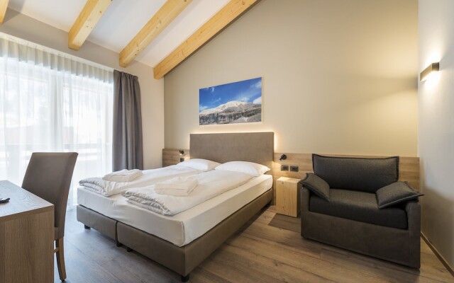 Chalet Aster