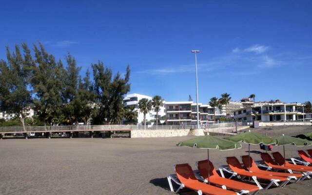 Beachfront Apartment Siesta 21 San Agustin Playa by VillaGranCanaria