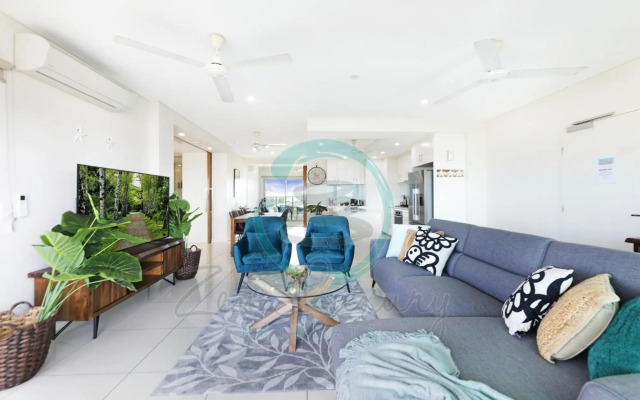 ZEN BY THE WATER - Darwin's Premier Ocean View Family Retreat