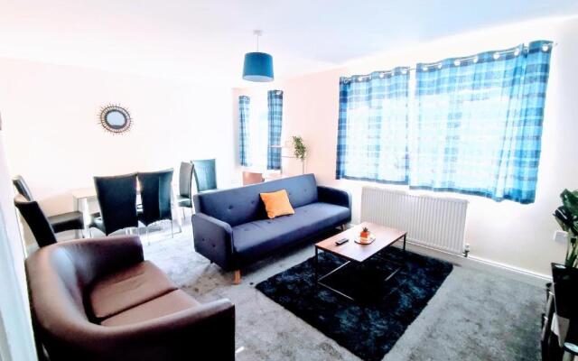 Crystal Suite 3 free private parking