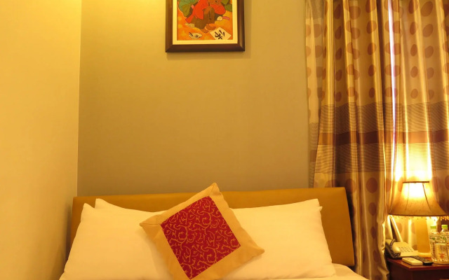 Sunflowers Hotel