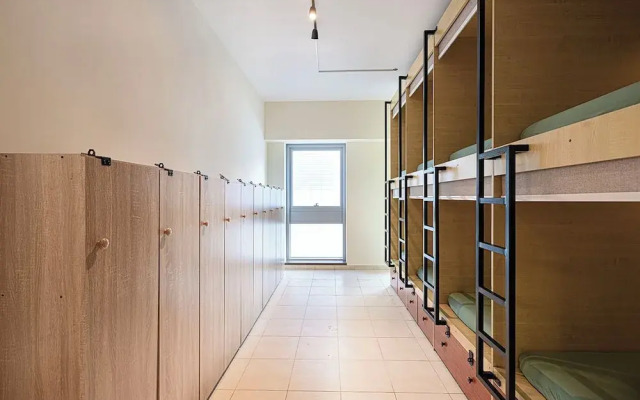 Next'House - Business Boulevard Hostel