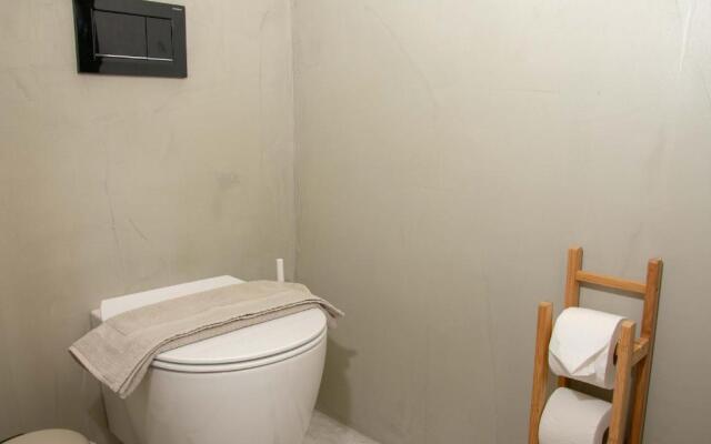 Magoo Suites