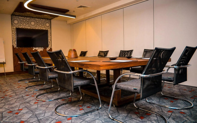 Crowne Plaza Dar es Salaam by IHG