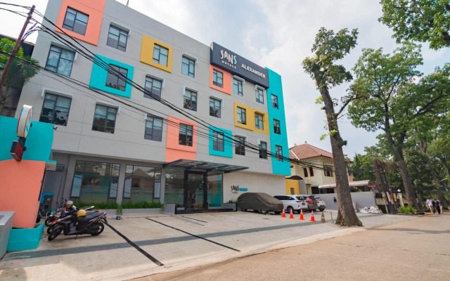 Sans Hotel Alexander Bandung