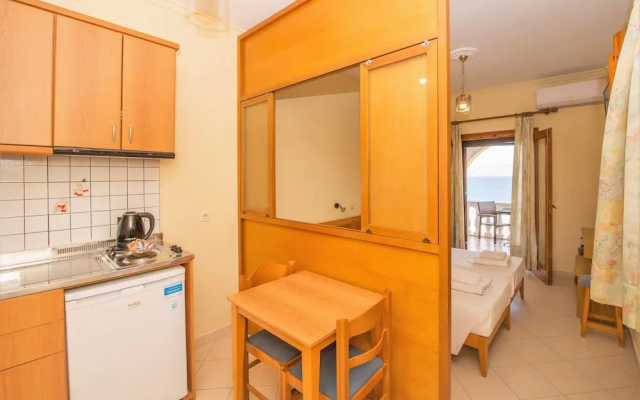 Dionysos Studios & Apartmets