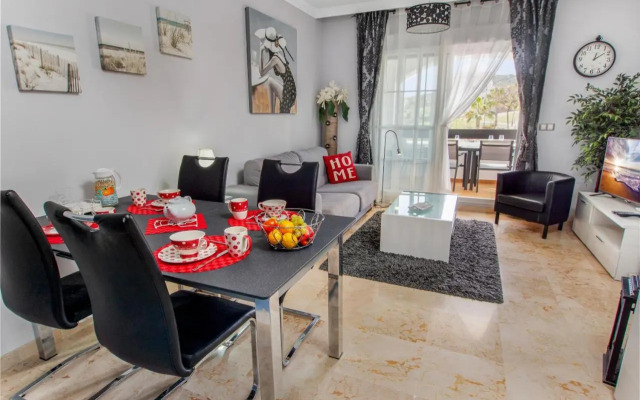 2091- Apt close from all amenities