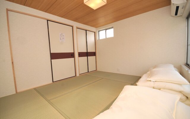 Condominium House in Osaka Shin-Fukae