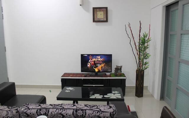 City Living With Panaromic Bay View @ Danga Bay