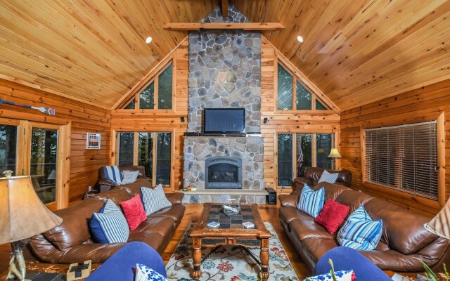 Peak of Perfection 5 Bedroom House