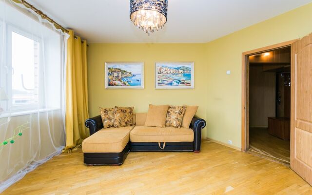 Апартаменты на ул. Краснопрудной, 1