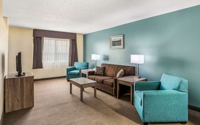 MainStay Suites Cedar Rapids North - Marion