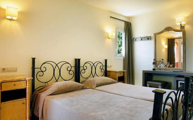 Orpheas Resort - Adults Only