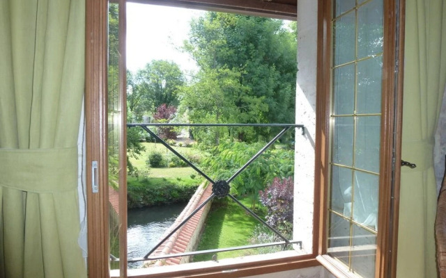 Moulin du Fontcourt Chambre d'Hôtes