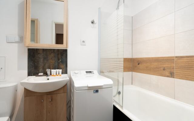 Retro Studio With Balcony by Renters