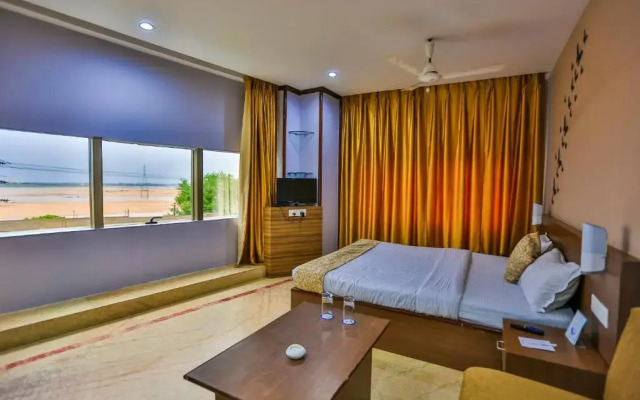OYO 9265 Blue Lagoon Premium Hotel