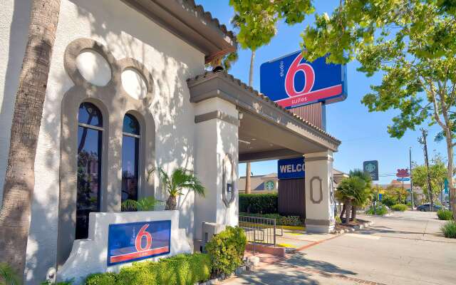 Studio 6 Suites Lawndale, CA – South Bay