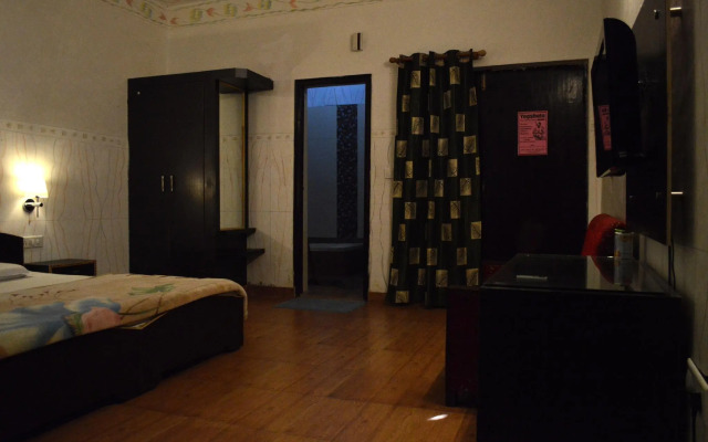 Hill Top Swiss Cottage