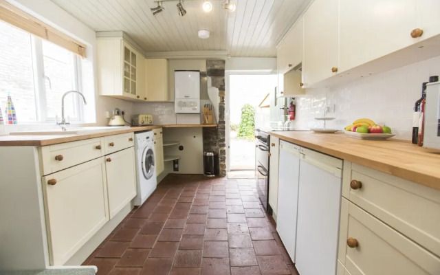 Withy Cottages