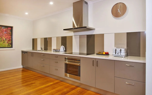 Northbank House
