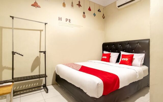 OYO 2076 Oxy Art Boarding House