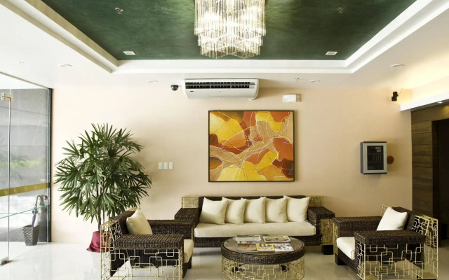 Allure Hotel & Suites