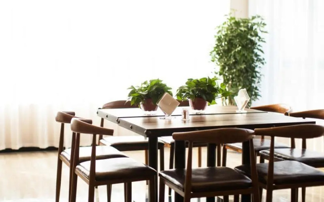 Greentree Eastern Bozhou Jingwan Wealth Centre Hot