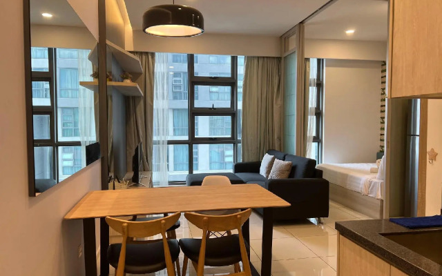 The Robertson Bukit Bintang by San Eclipses